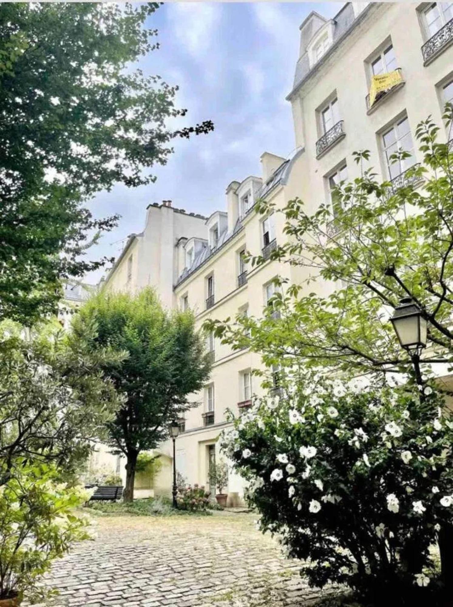 Moderne Proche De Notre Dame De 93 M² + Jardin